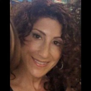 Meet your Posher, Jana